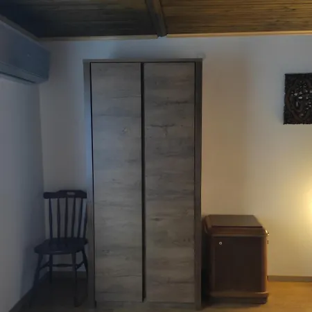 Апартаменты Kenderhordo Pihenohaz *