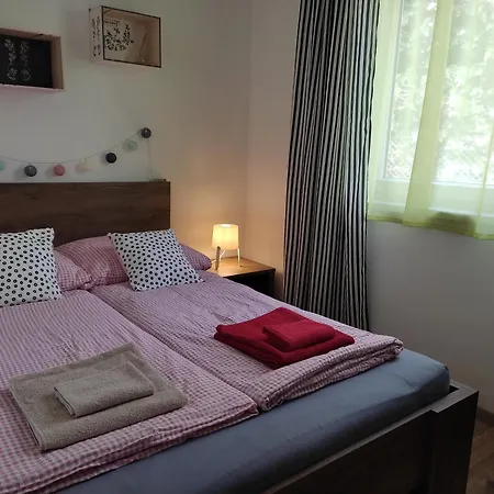 Апартаменты Kenderhordo Pihenohaz Занка