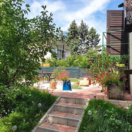 Kenderhordo Pihenohaz Апартаменты