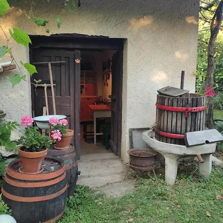 Апартаменты Kenderhordo Pihenohaz